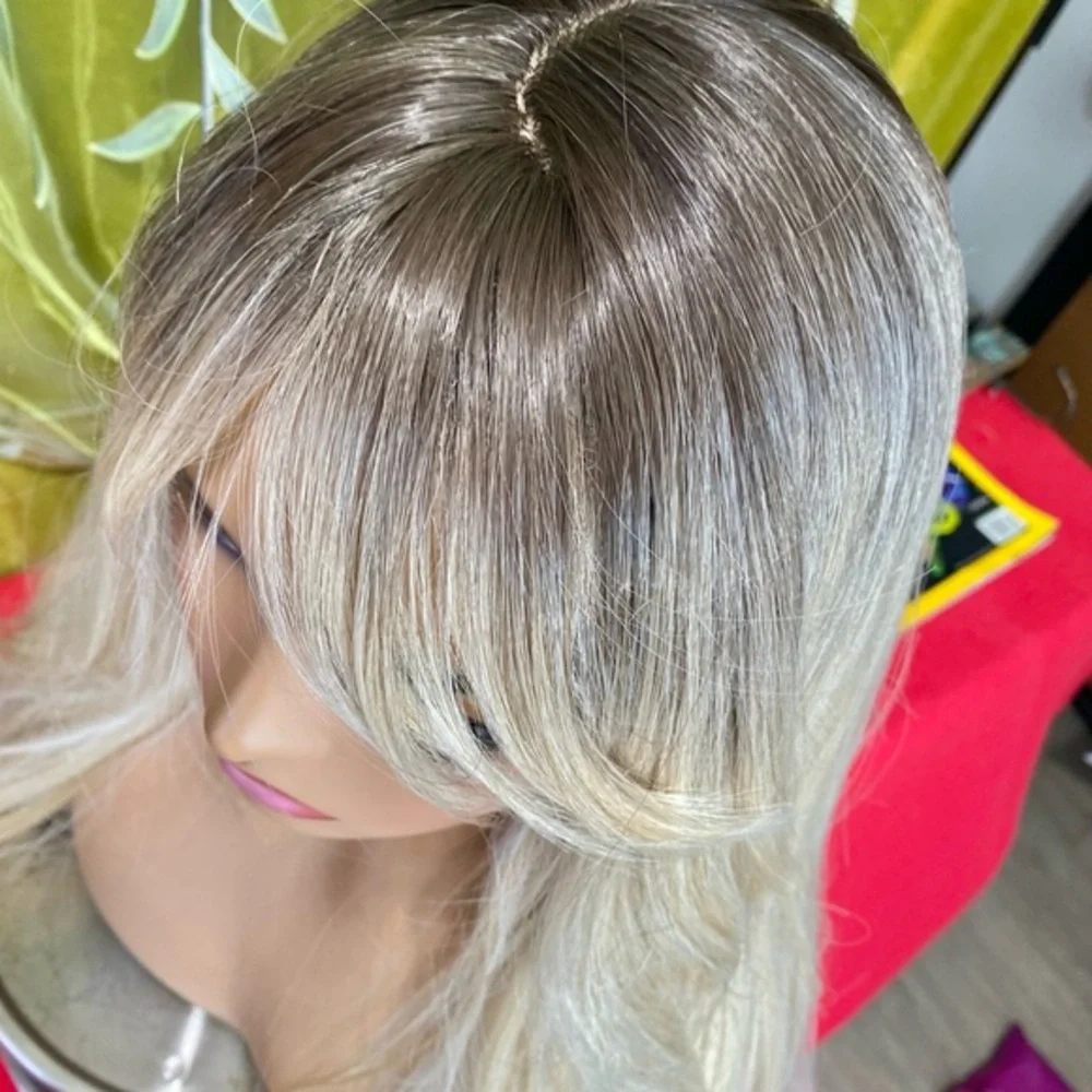 platinum blonde wig with roots